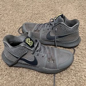Nike Kyrie Irving 3’s